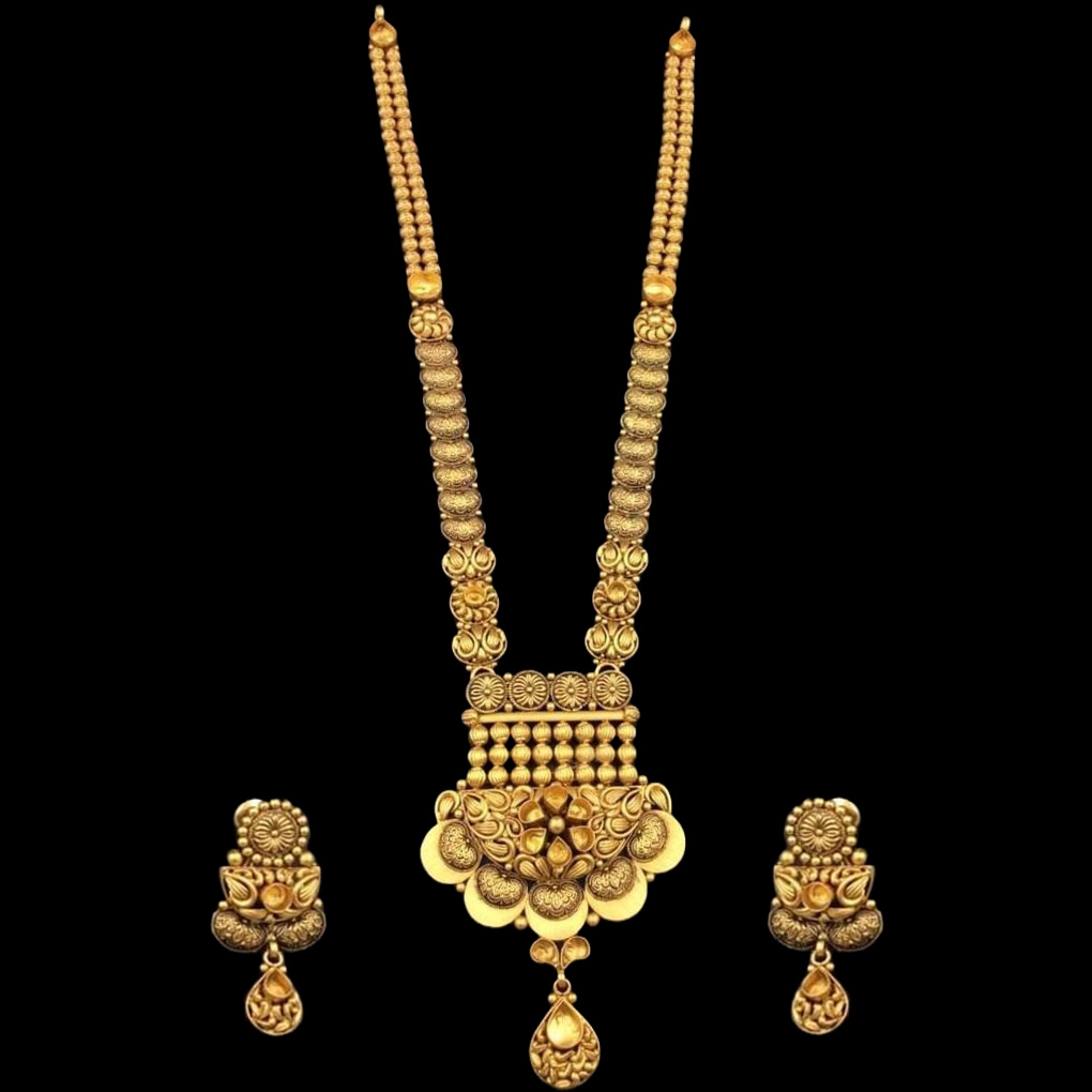 Long gold necklace with on sale weight